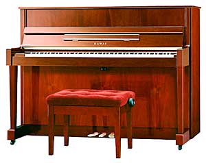 日本卸売り カワイアップライトピアノ　赤茶色 鍵盤楽器